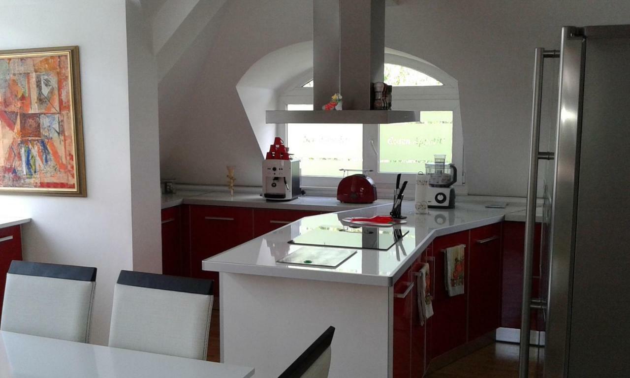 Apartment Sagittarius Κιουστεντίλ Εξωτερικό φωτογραφία