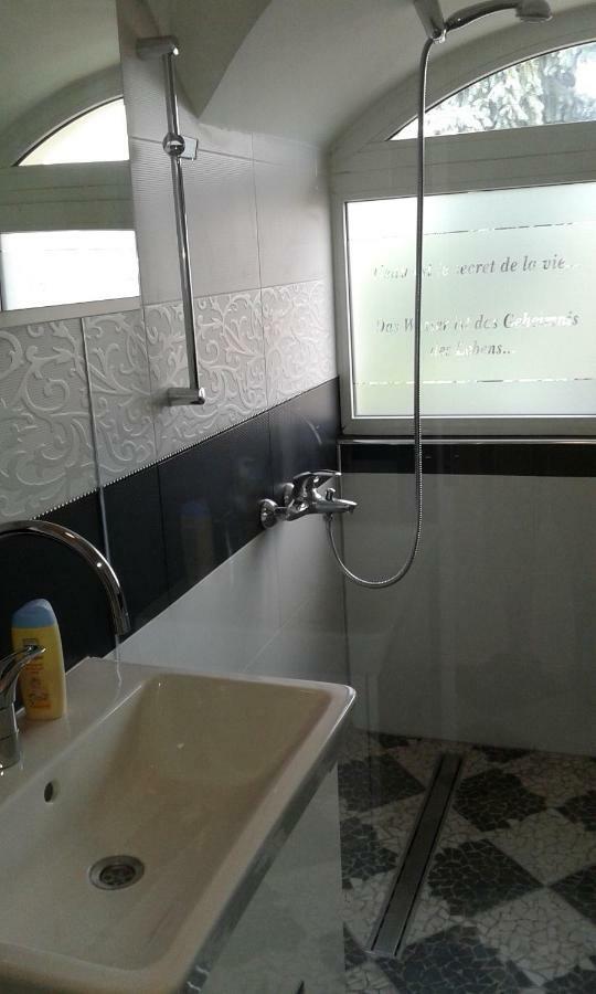 Apartment Sagittarius Κιουστεντίλ Εξωτερικό φωτογραφία